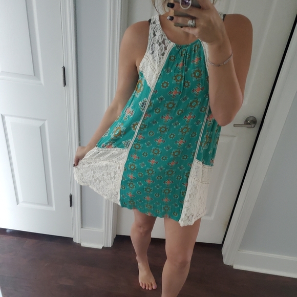 HINT OF MINT DRESS - Picture 8 of 9